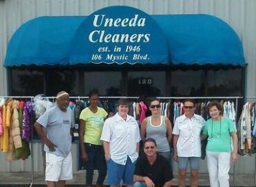 Uneeda Cleaners Dry Cleaning & Restoration